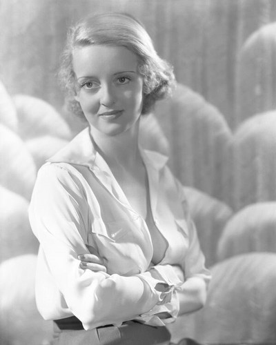 Bette davis breataking risque - bette,